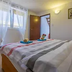 Faszinierendes Nur 80 Meter Zum Mit Meerblick, Pool, Parkplatz * Crikvenica