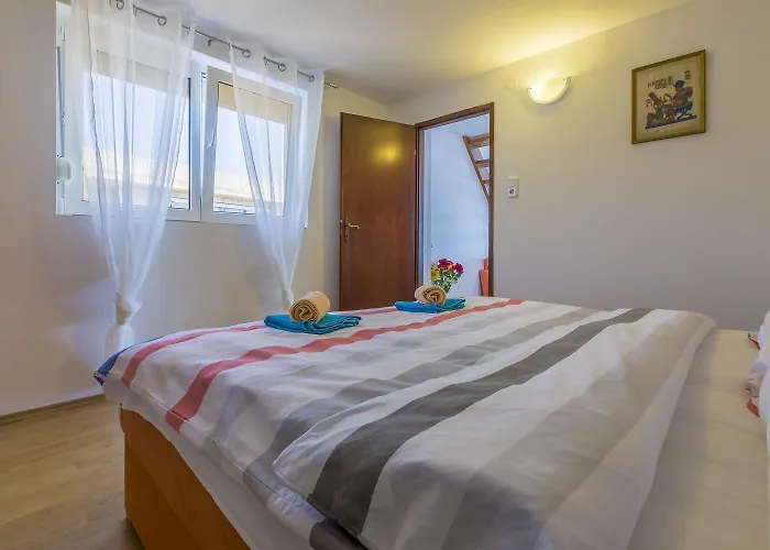 Faszinierendes Nur 80 Meter Zum Mit Meerblick, Pool, Parkplatz * تْسْغيكفانِتْسا