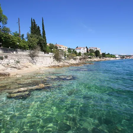 Faszinierendes Nur 80 Meter Zum Mit Meerblick, Pool, Parkplatz Crikvenica