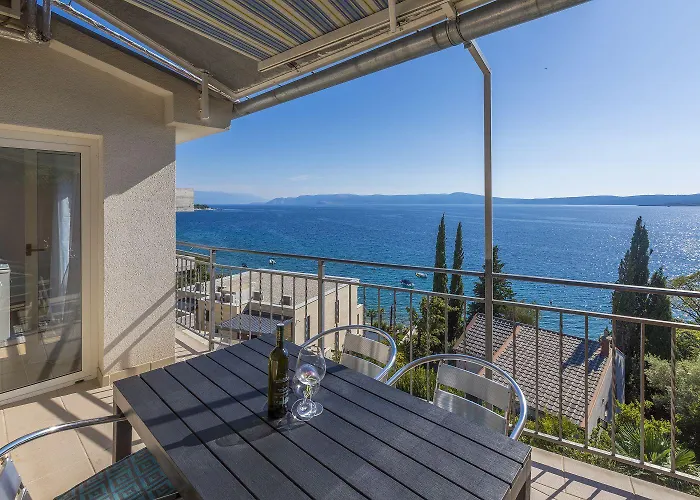 Faszinierendes Nur 80 Meter Zum Mit Meerblick, Pool, Parkplatz Apartamento